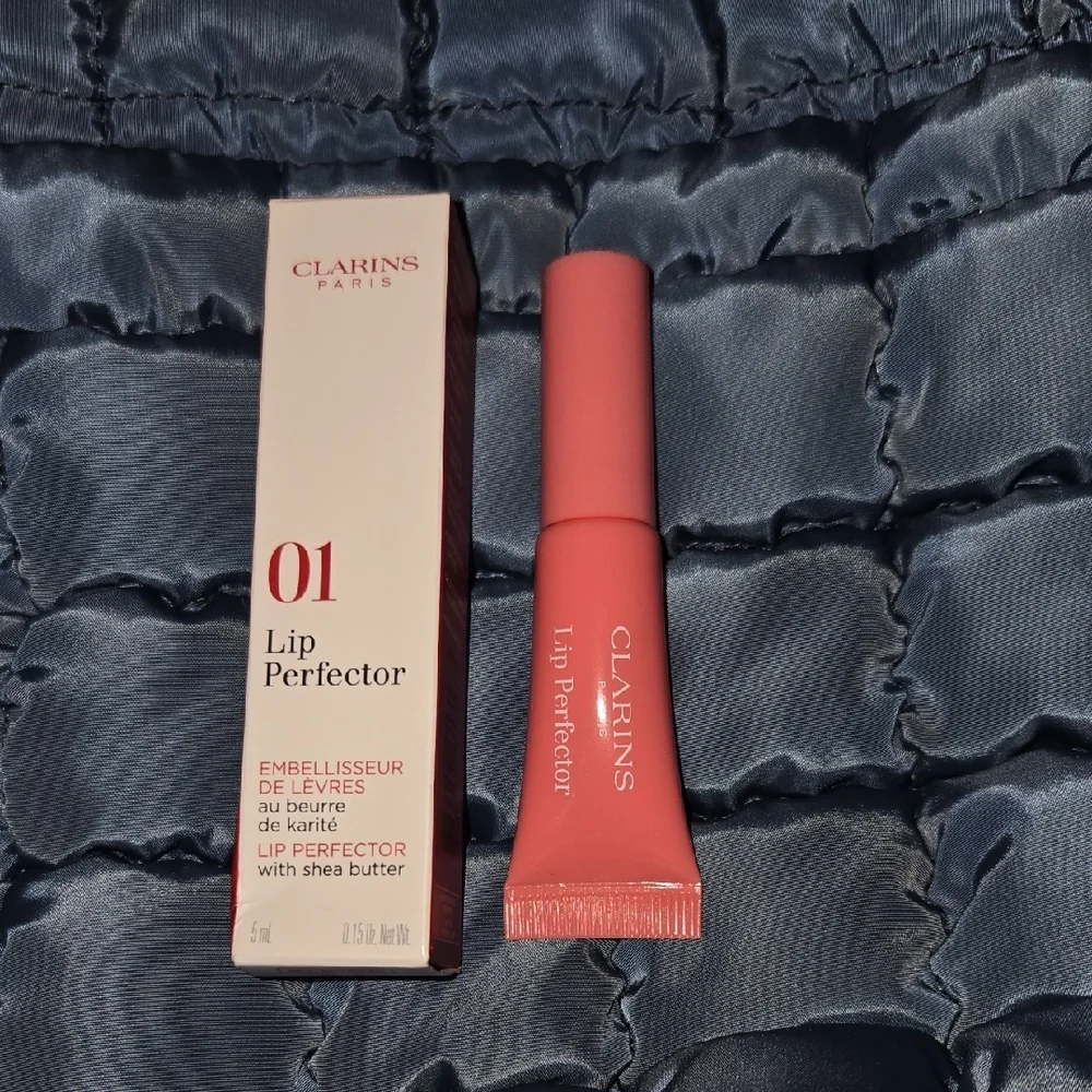 New In Box Clarins Lip Perfector Shea 01 Rose Shimmer Soft Cool Pink Travel 5 ml